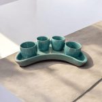 ⁦طقم 4 أكواب فخار+صنية⁩ - الصورة ⁦3⁩