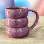 ⁦مج فخار مضلع بنفسجي⁩ - الصورة ⁦2⁩