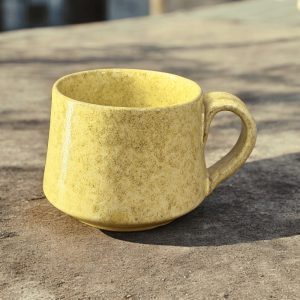 مج فخار أصفر 2