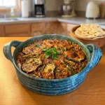 ⁦طاجن فخار فيروزي غامق 26 سم⁩ - الصورة ⁦4⁩